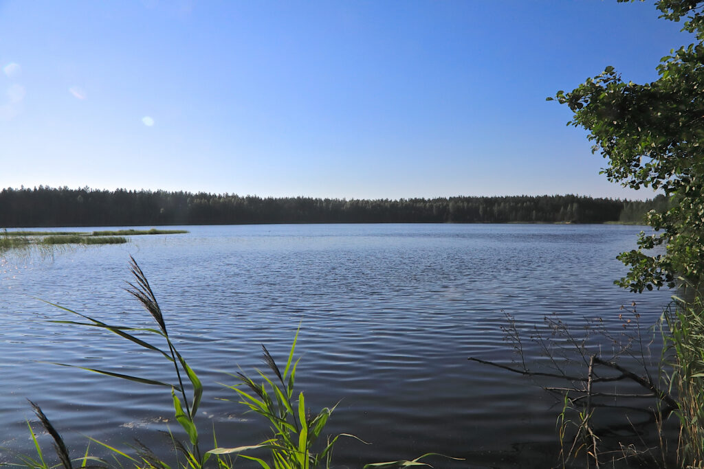 Mustjõe karjääri järv