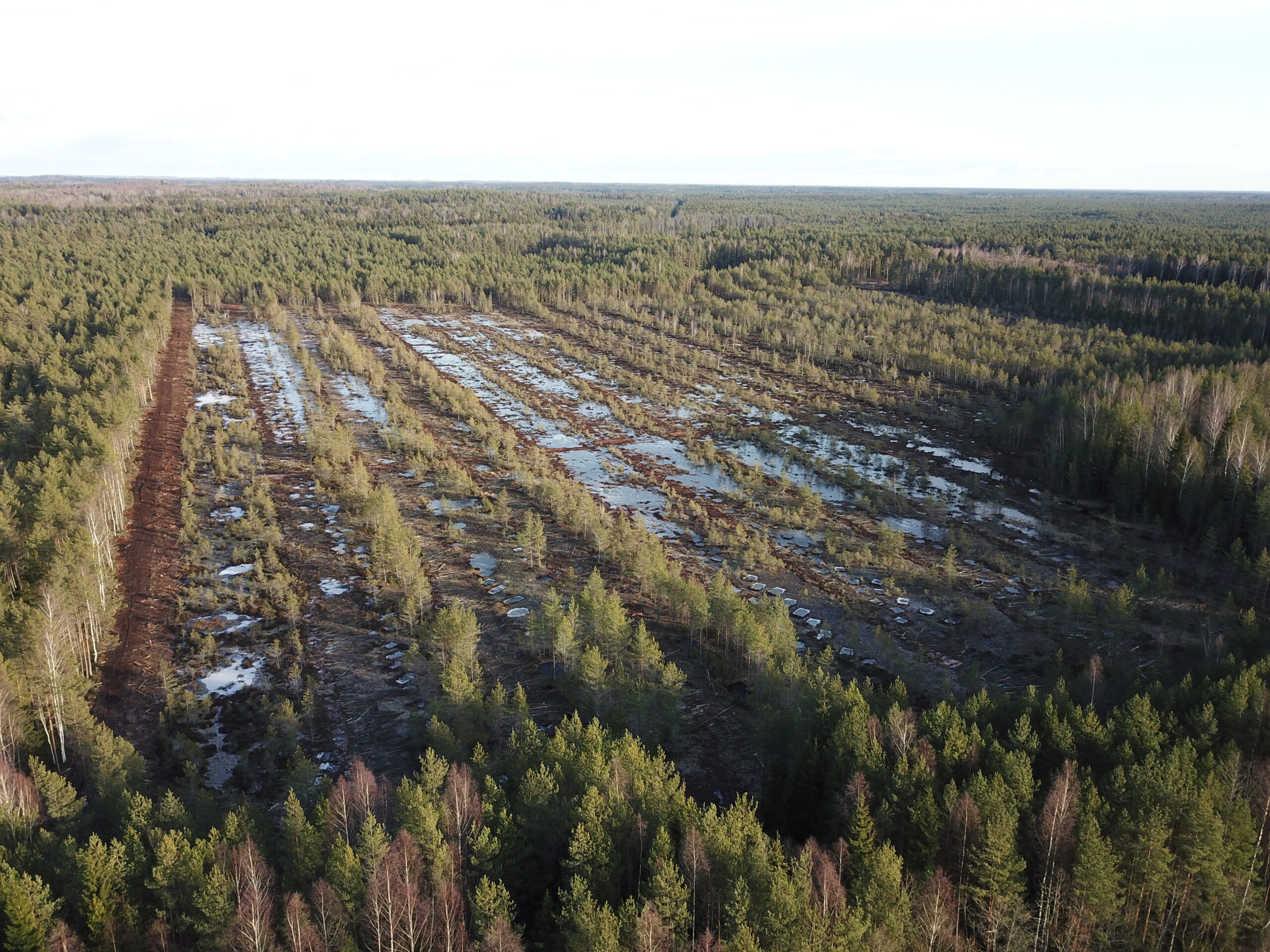 Droonifoto pärast pinnaspaisude ehitamist