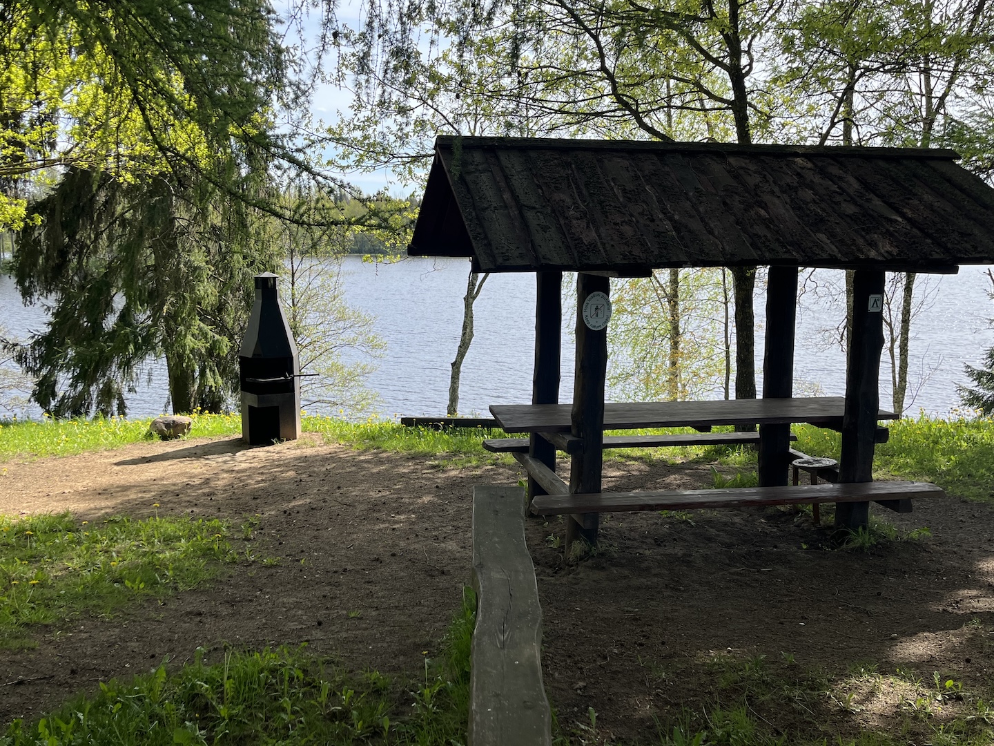 Kooraste Suurjärve lõkkekoht