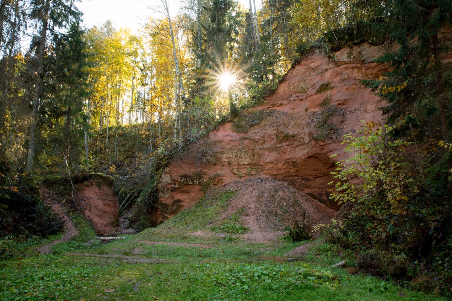 Loodi paisjärve lõkkekohad