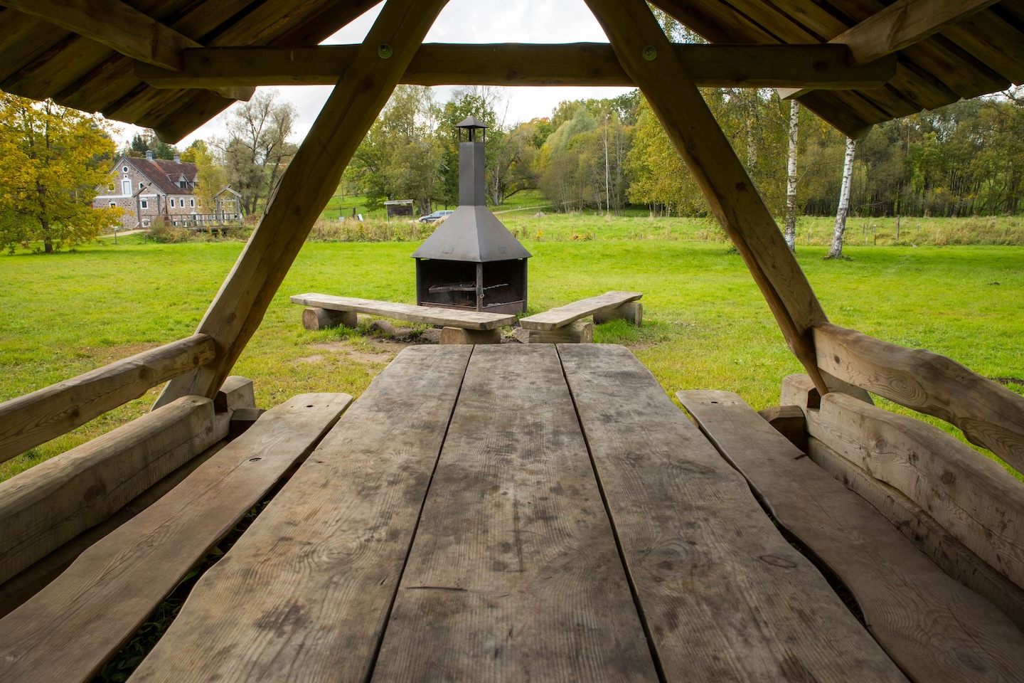 Loodi paisjärve lõkkekohad
