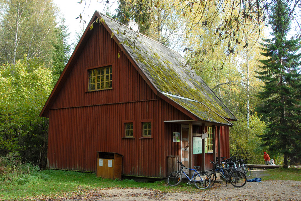 Saeveski forest hut