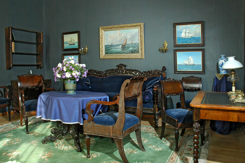 A room in the manor