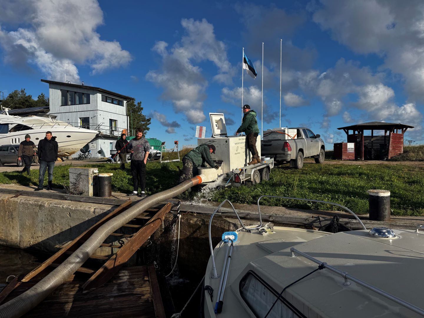 Uudise "RMK Põlula kalakasvatuskeskus asustas sügisel Eesti veekogudesse üle 230 000 noorkala" eelvaate pilt